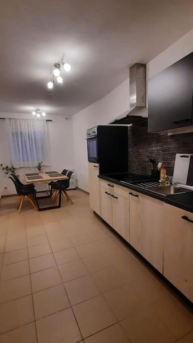 Einzigartiges Apartment Inkl. Gratis Parkplatz Vienna Exterior photo